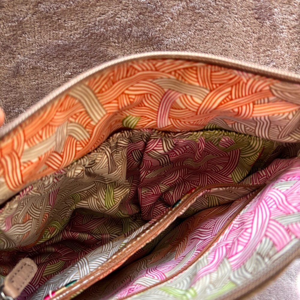 The Sak Tan Leather Embossed Floral Mandala Crossbody Bag Happy & Free Lining - Picture 9 of 11